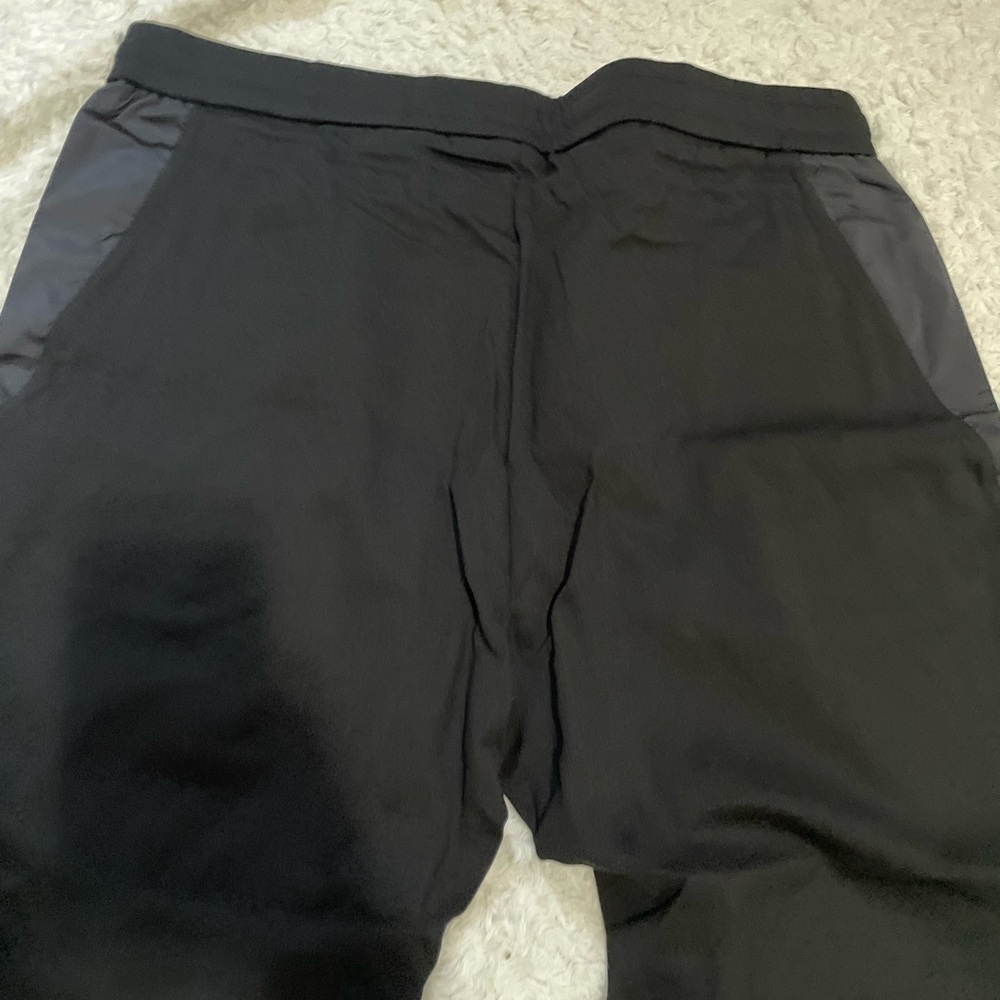 Arsac Men's Black and Gray Joggers - Picture 10 of 16